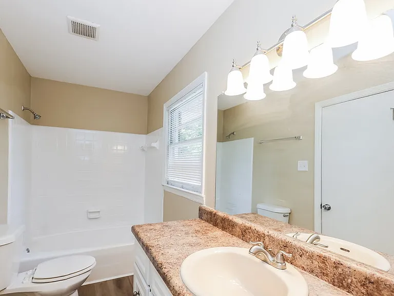 6913 Doncaster Rd — Photo 11