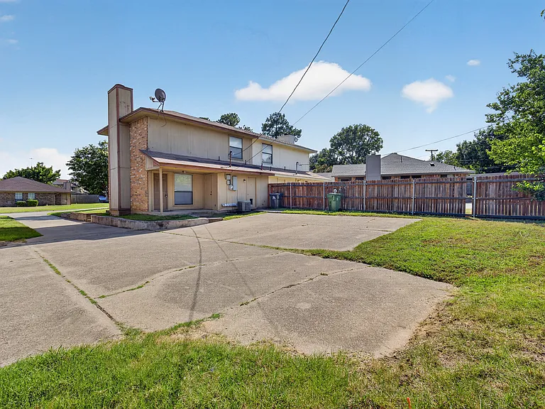 5719 Red Cactus Ct — Photo 16