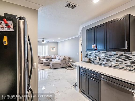 5th image of 4474 Carambola Cir S #27327
