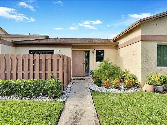 2nd image of 10700 NW 30th Place #7