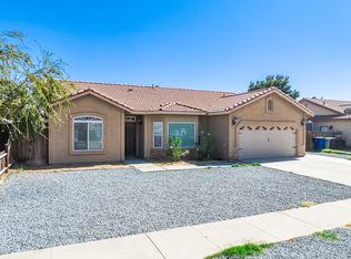 1214 Pine Dr, Lemoore, CA 93245