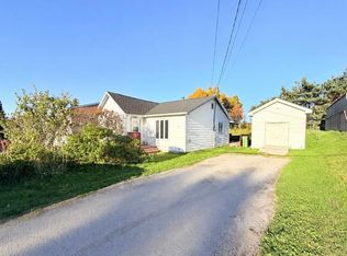 4 5th Ave, Deer Lake, NL A8A1J6