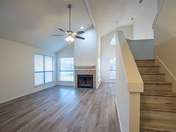 5th image of 3840 Suffolk Ln