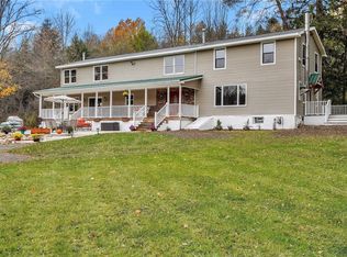 11199 Genesee Rd, East Concord, NY 14055