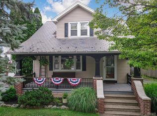 6372 Sullivan Trl, Wind Gap, PA 18091