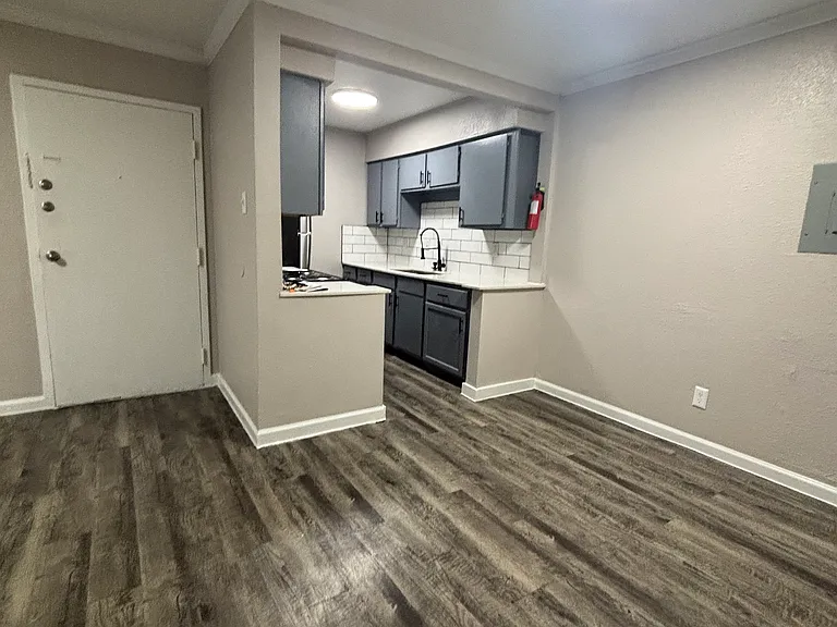 Maderas Apartments — Photo 25