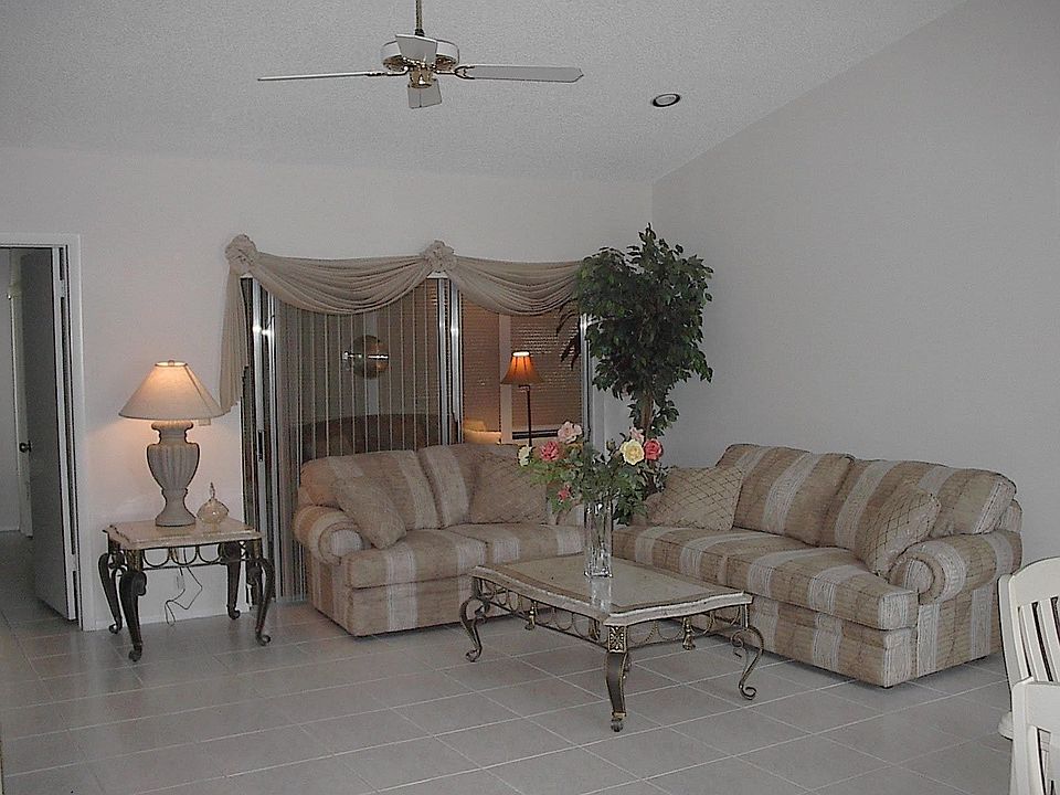 2nd image of 186 Ramblewood Cir #59