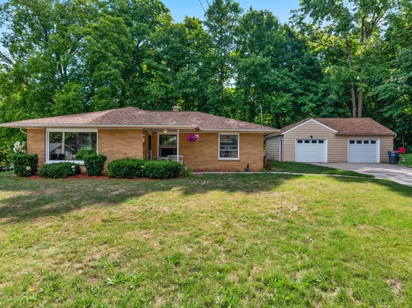408 New Plat STREET, Allenton, WI 53002