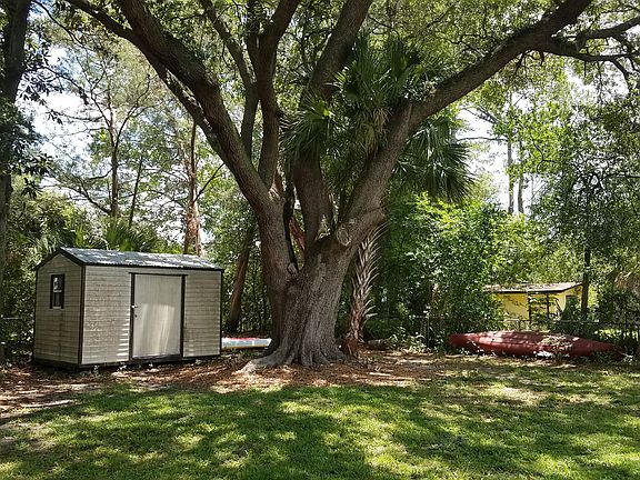 4th image of 4327 Dazet Ct