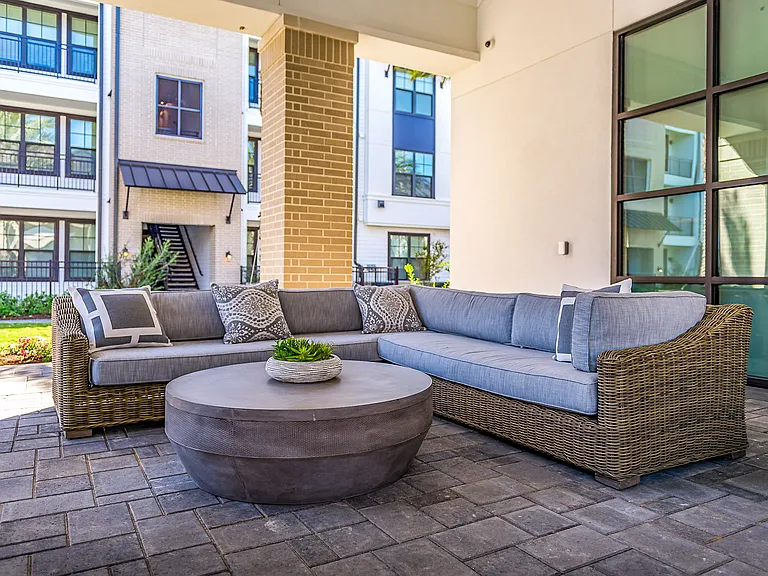 Alys Crossing Apartments — Photo 54