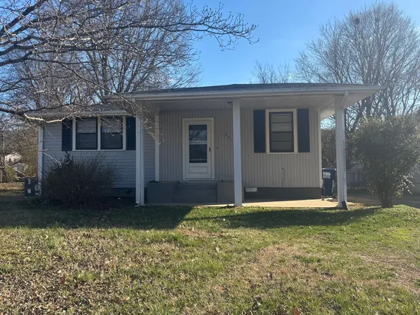 2204 Bide A Wee Dr NE, Huntsville, AL 35801