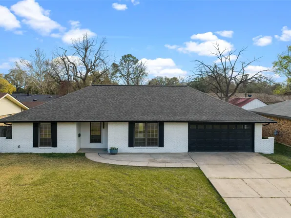 2426 Melrose Ave, Bossier City, LA 71111