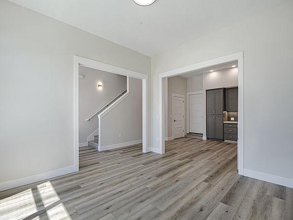 5th image of 101 Aptos Village Way #1