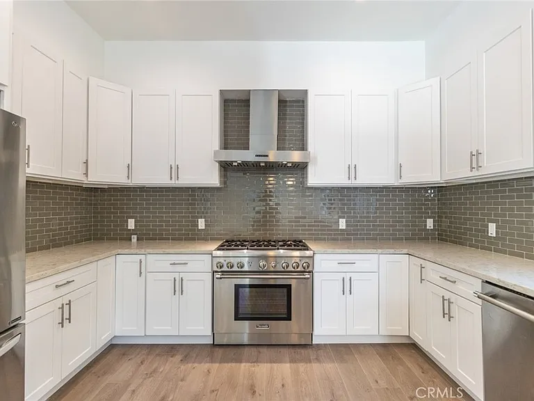 1480 S Durango Ave — Photo 19