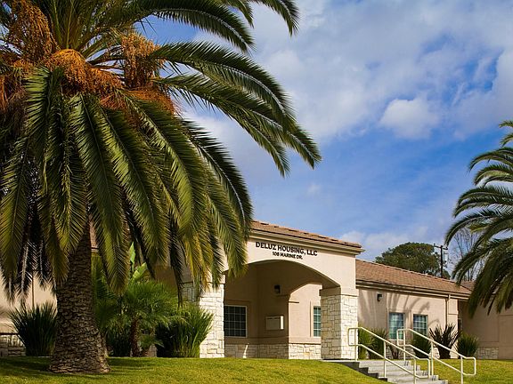 3rd image of 108 Marine Dr #7b3464cf0