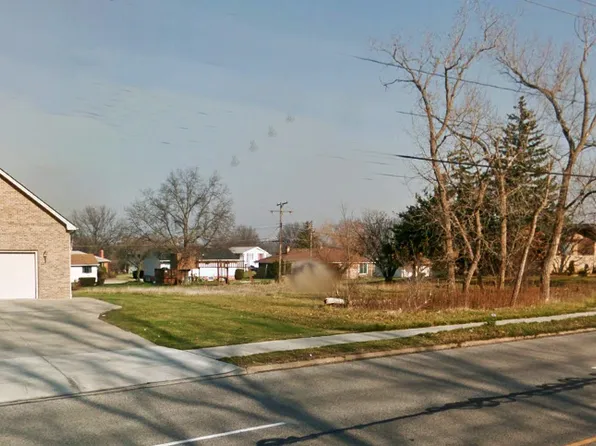 7603 Old Rockside Rd, Seven Hills, OH 44131