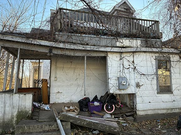 2nd image of 2024 25th Ave N