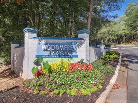 Woodmere Trace