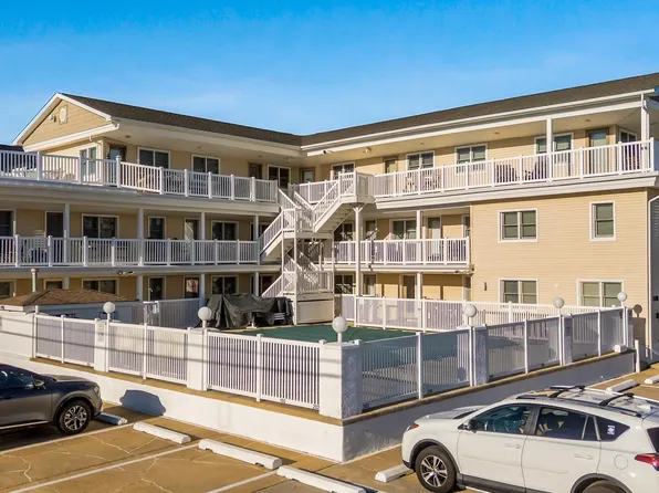 608 Ocean Ave #205, North Wildwood, NJ 08260
