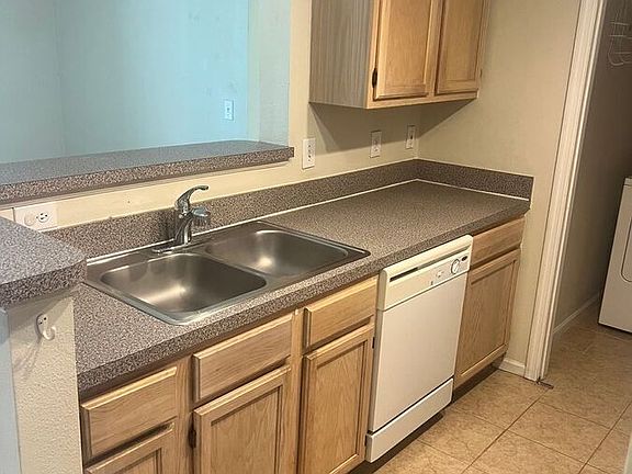 5th image of 7701 Timberlin Parc #1525