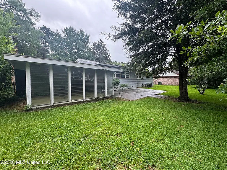 5855 Canton Park Dr — Photo 19