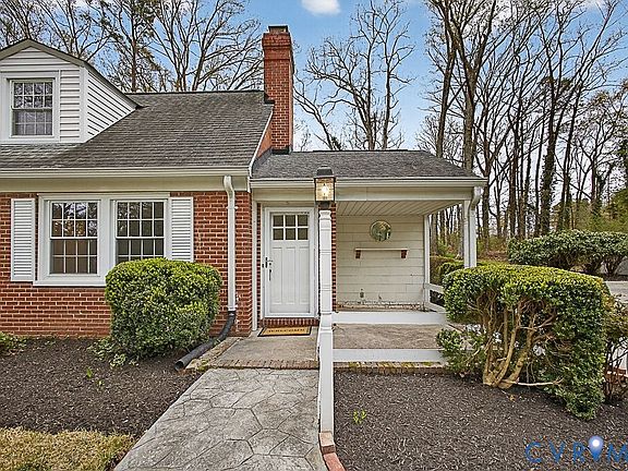 3rd image of 100 Hickory Dr