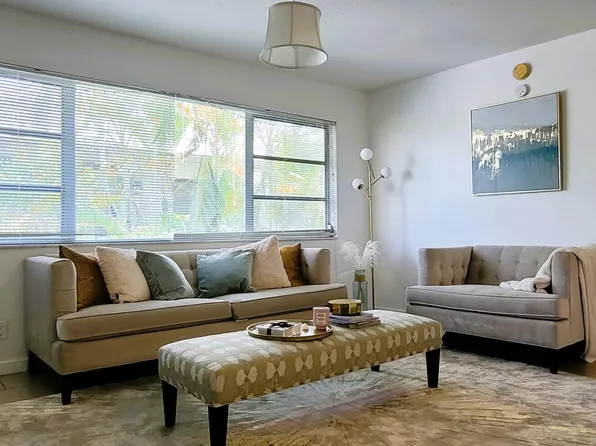 2830 NE 30th Place, Fort Lauderdale, FL 33306