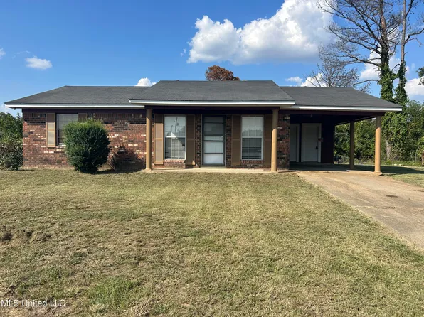 2621 Murphree Dr, Greenwood, MS 38930