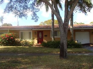 13952 Lake George Ct, Miami Lakes, FL 33014