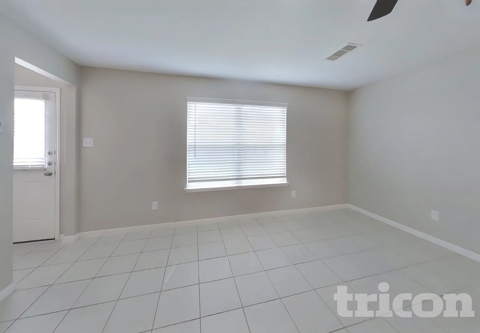 801 Painted Bison Drive La Marque TX — Photo 3
