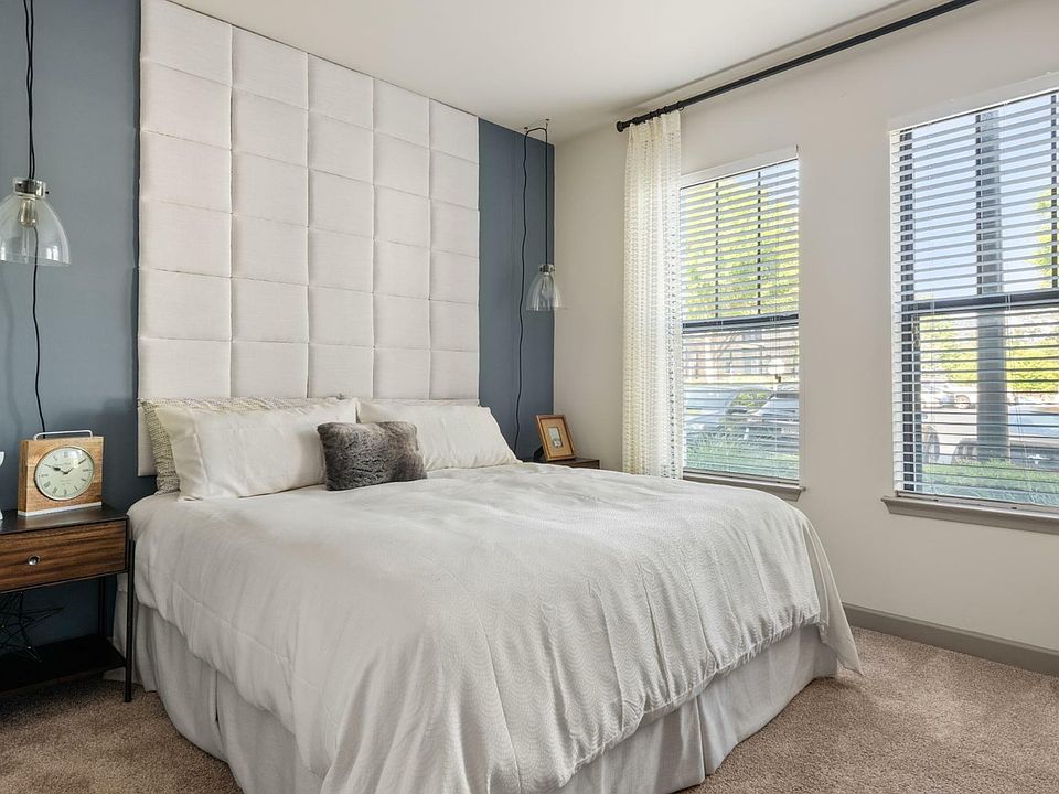 Aldridge at Town Village - Bedroom