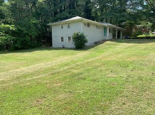6082 Wedgewood Dr SE, Mableton, GA 30126