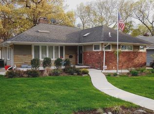 558 Emerson Dr, West Hempstead, NY 11552