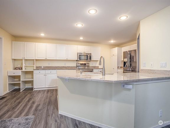 5th image of 13001 SE 305th Place