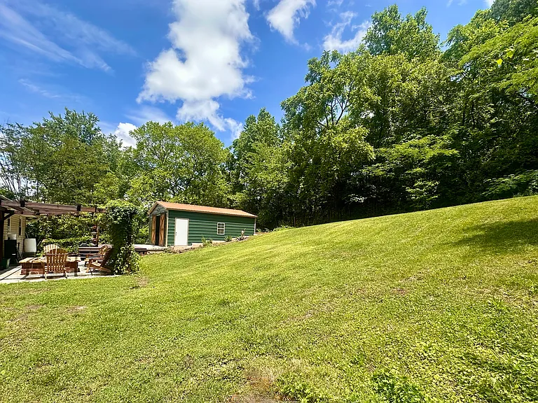 2404 Belt Rd — Photo 35