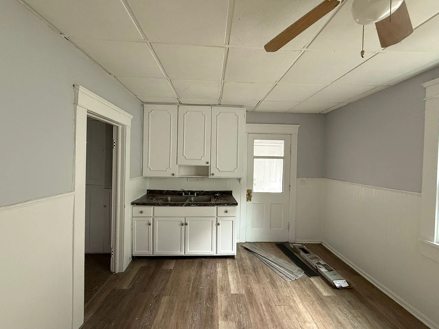 2bd Single Broadway/Harvard Section 8/Cash Pay/Security Deposit Special — Photo 3