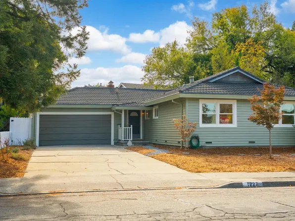 1227 Wyoming Drive, Santa Rosa, CA 95405