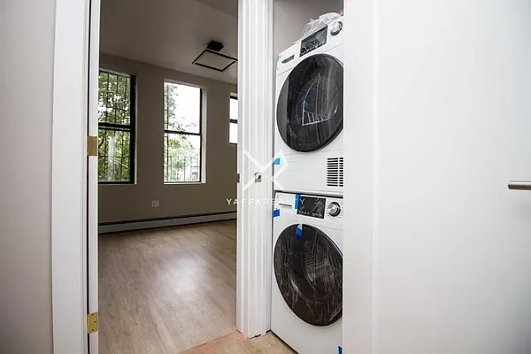 Rented by Yaffa Realty LLC | media 16
