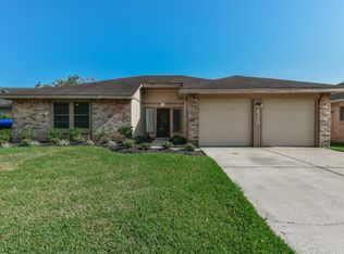 2519 Colonial Ridge Dr, Friendswood, TX 77546