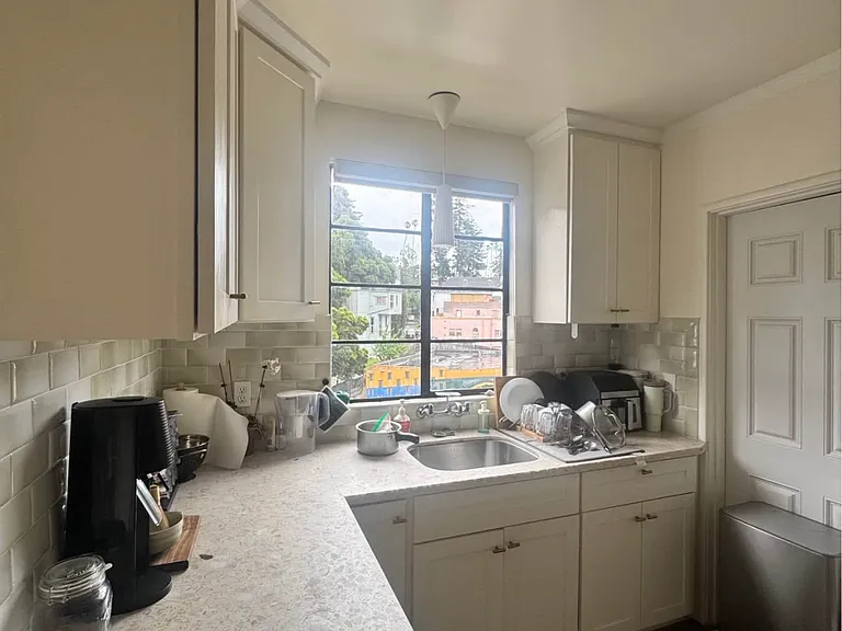 2909 Park Blvd #3 — Photo 5