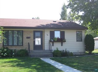 908 1st Ave NE, Hibbing, MN 55746