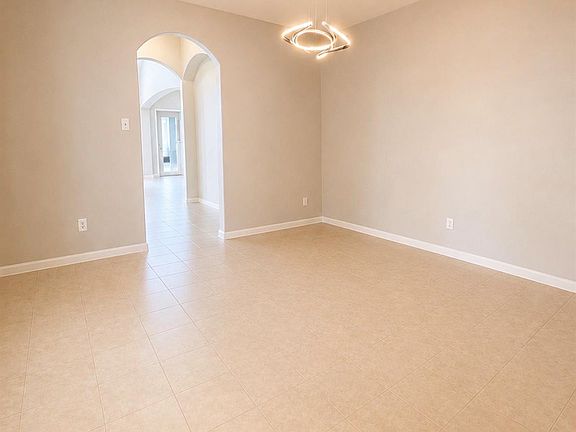 5th image of 12318 Denali Ln