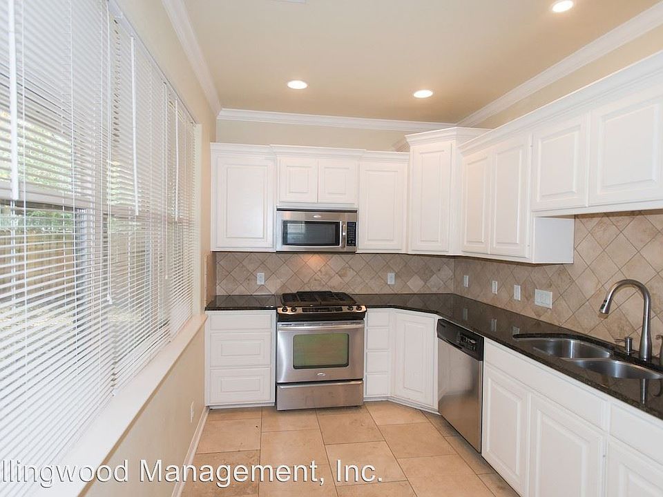 1st image of 500 Kenniston Dr #B
