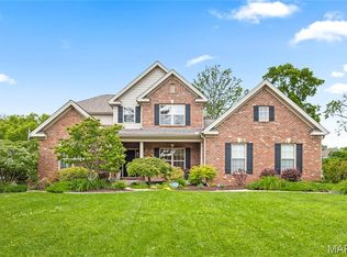 651 Ashmont Dr, Saint Louis, MO 63132