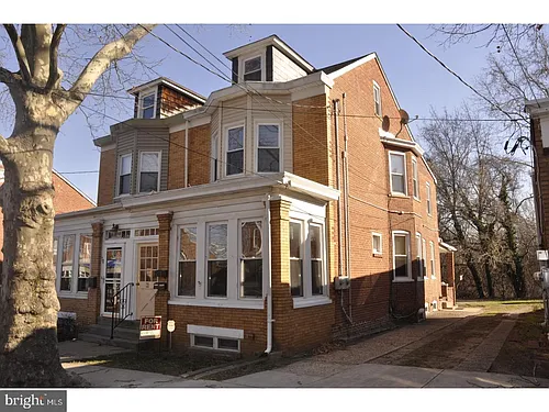 80 Norman Ave #B Photo 1 80 Norman Ave #B Photo 1