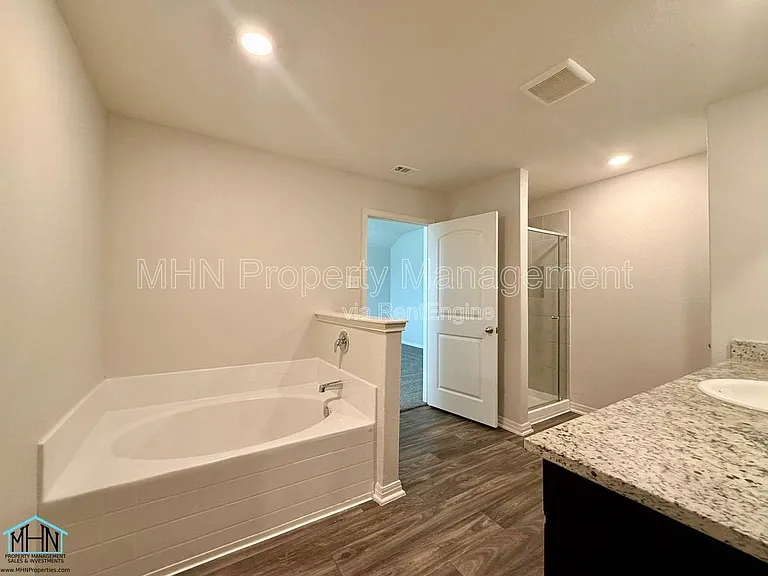 2927 Gastonian Ml — Photo 10