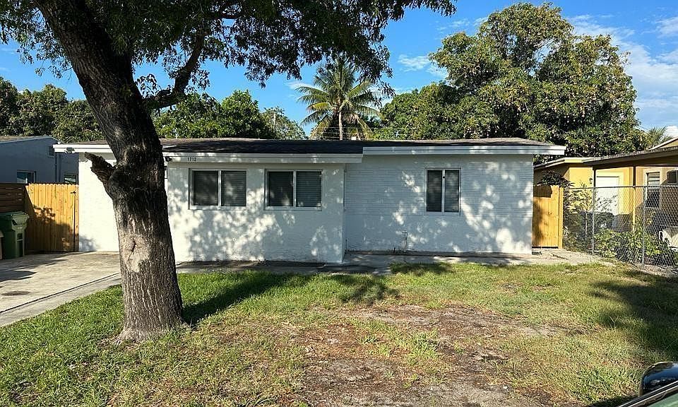 1st image of 1712 NW 7th Ave