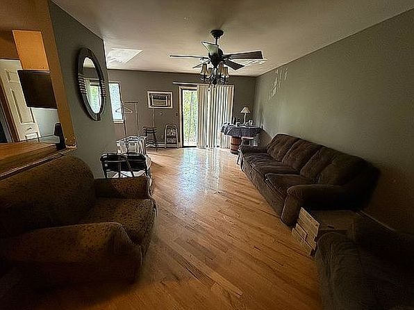 2110 Cherry Hill Dr