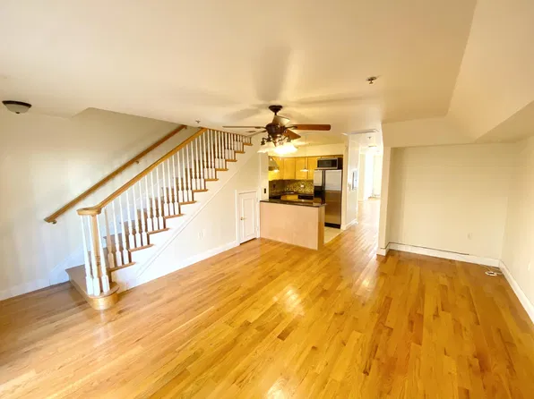 306 Grand St, Jersey City, NJ 07302