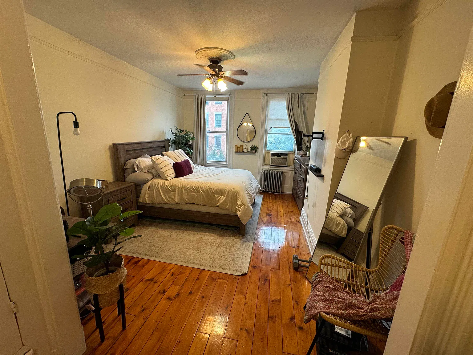 1 bed, $2,591 — Photo 3